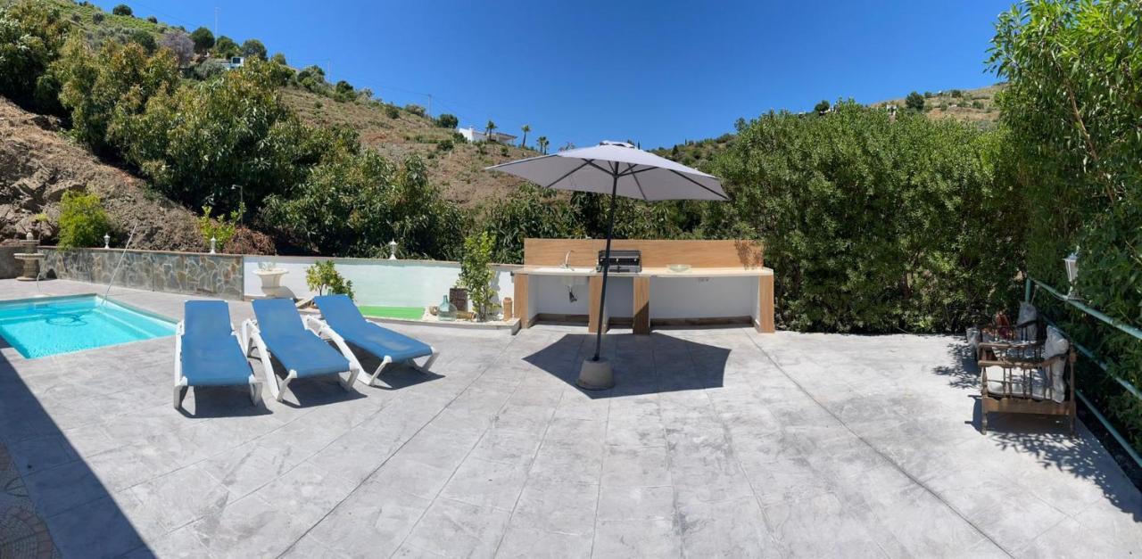Villa La casa de madera Cómpeta Exterior foto